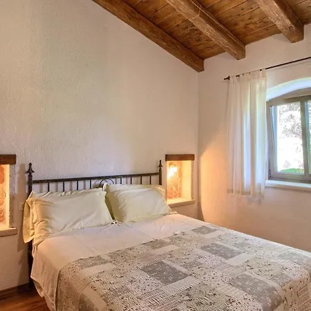 Vila Danieli I *